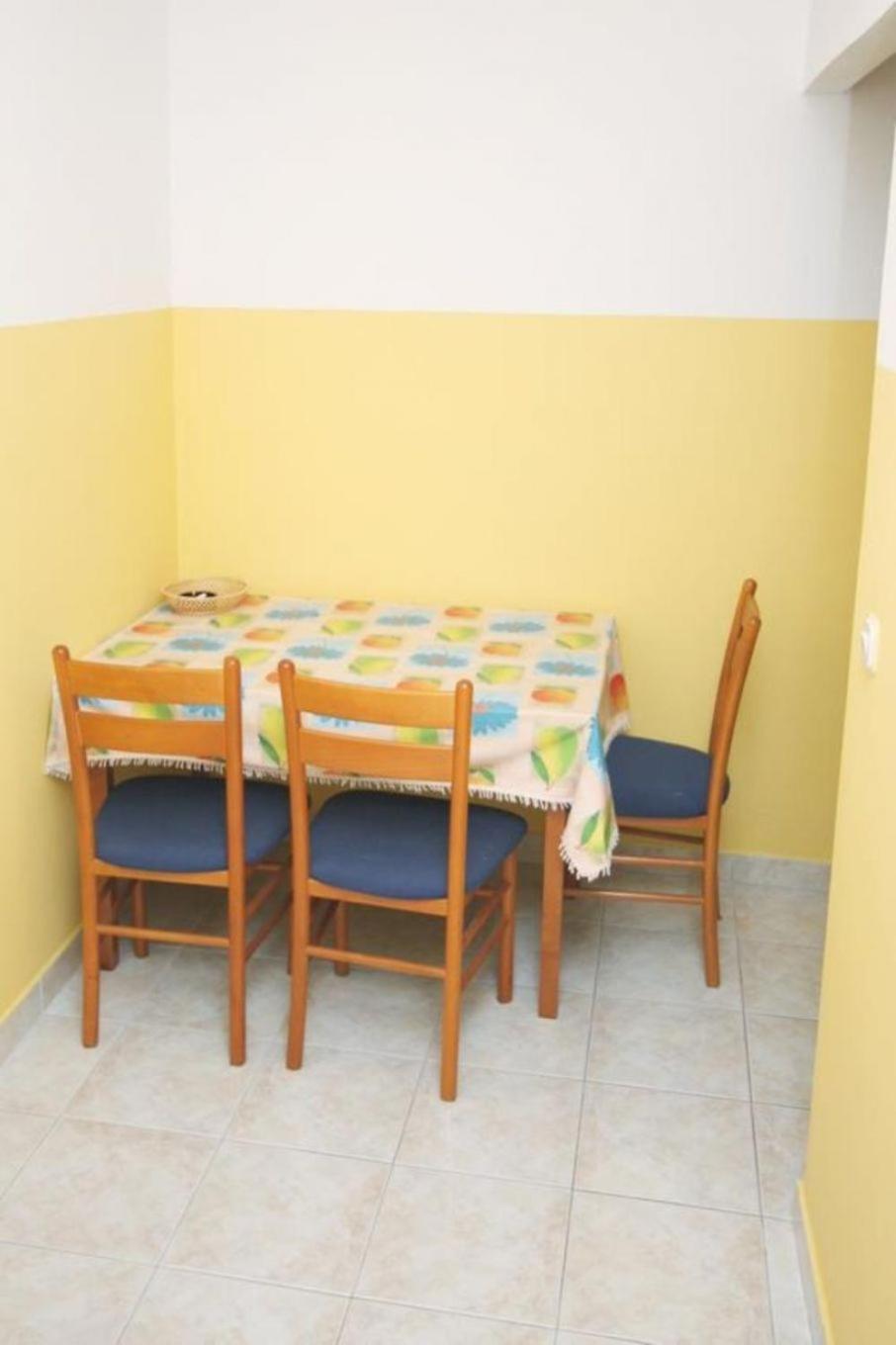 Apartments Slavica - Free Parking Jezera Kültér fotó