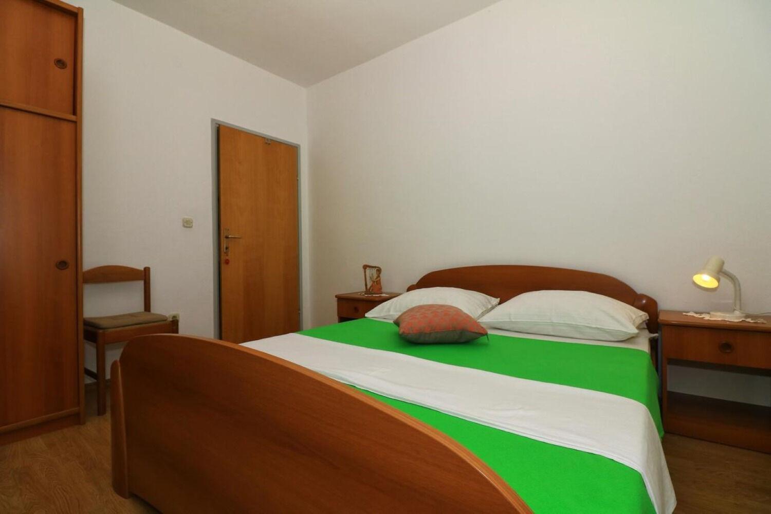 Apartments Slavica - Free Parking Jezera Kültér fotó