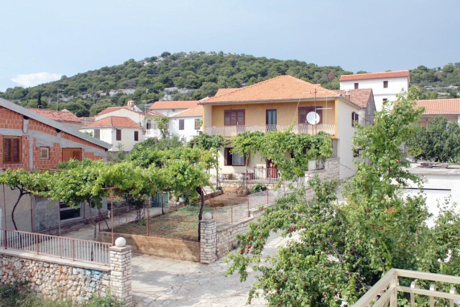 Apartments Slavica - Free Parking Jezera Kültér fotó